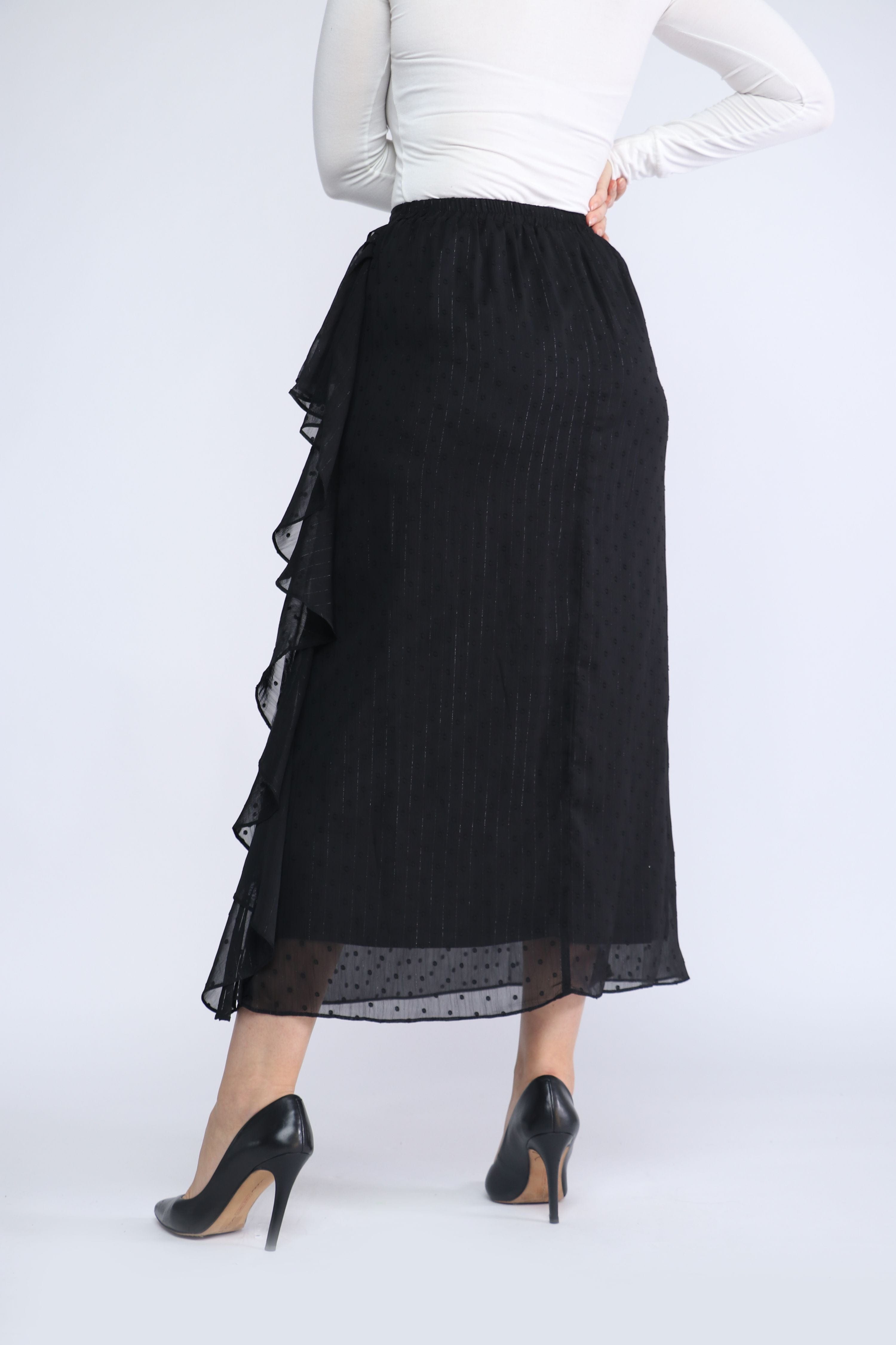 نتشي تنورة ميدي مكشكشة من الجانبين مزينة بطريز