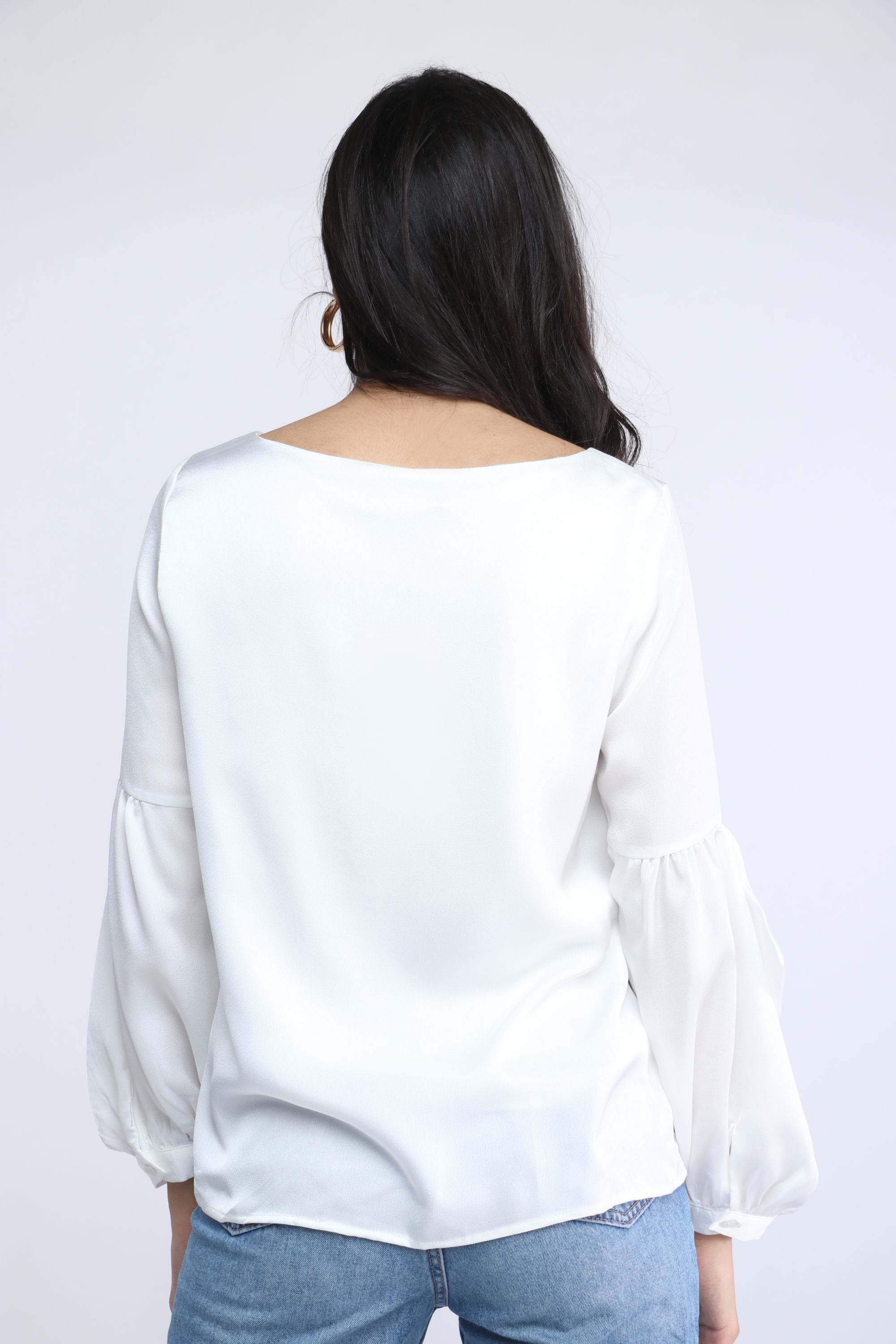 نتشي بلوزة كلاسيك بكم طويل بف نسائي