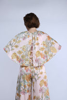 نتشي بلوزة موردة فراشة نص كم نسائي