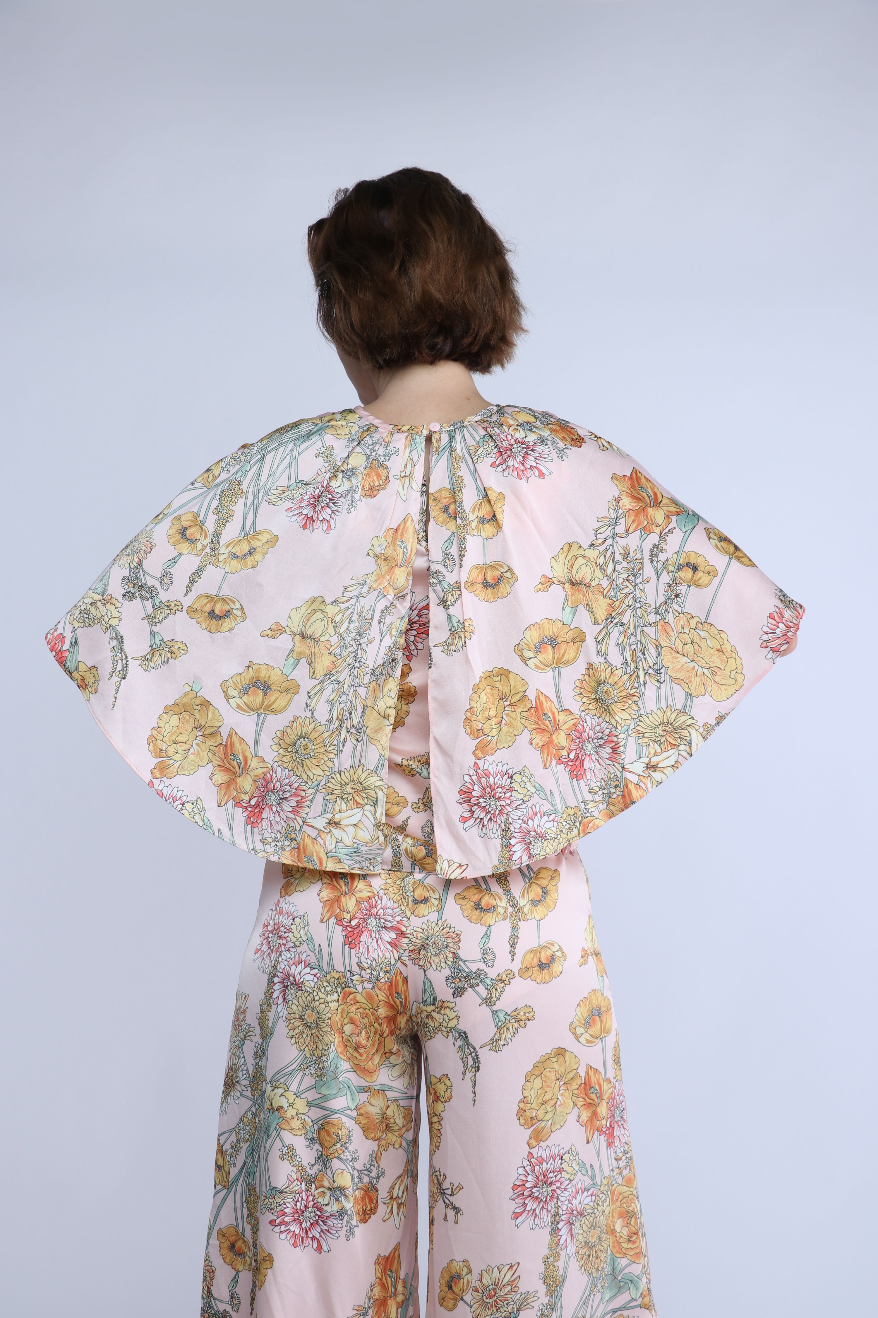 نتشي بلوزة موردة فراشة نص كم نسائي