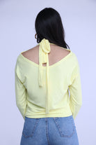 نتشي بلوزة قصيرة نص بطن بأزرار أمامية بكم طويل نسائي