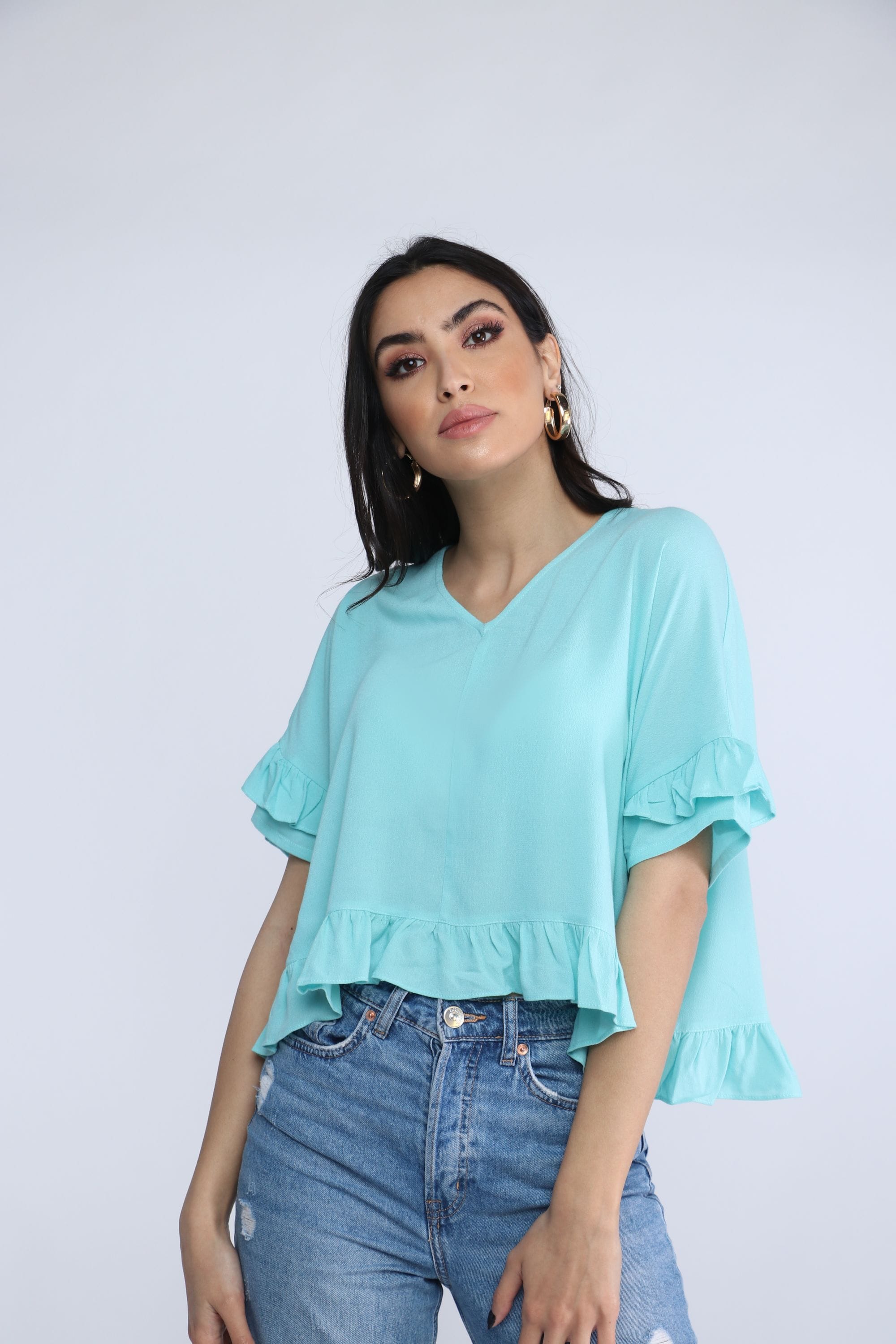 نتشي بلوزة واسعة بفتحة سبعة نص كم مكشكش نسائي