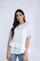 نتشي بلوزة بأكمام قصيرة بوليستر مزين بليسية