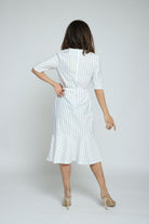 ميكا فستان ميدي بأكمام قصيرة مخطط