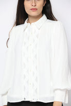 نتشي قميص كلاسيك بنفش على الصدر كم طويل نسائي