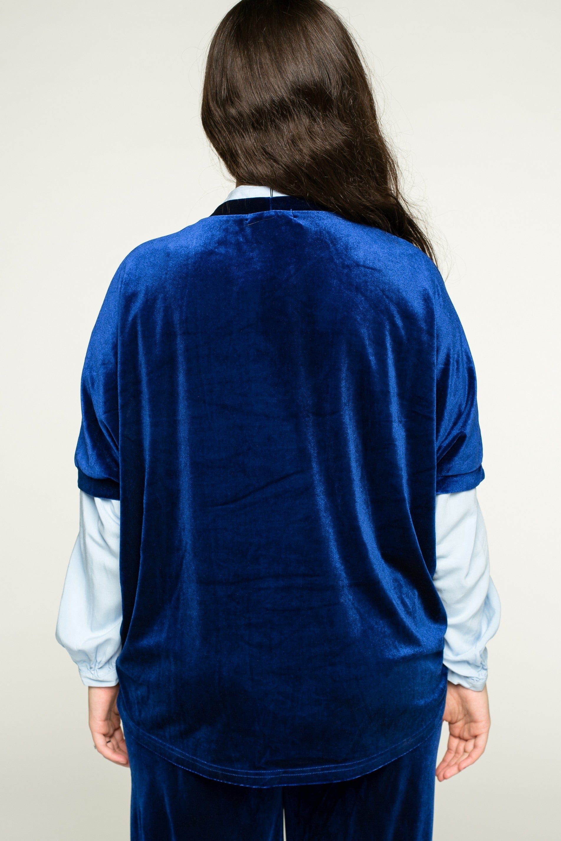 كارديجان سادة بأكمام قصيرة