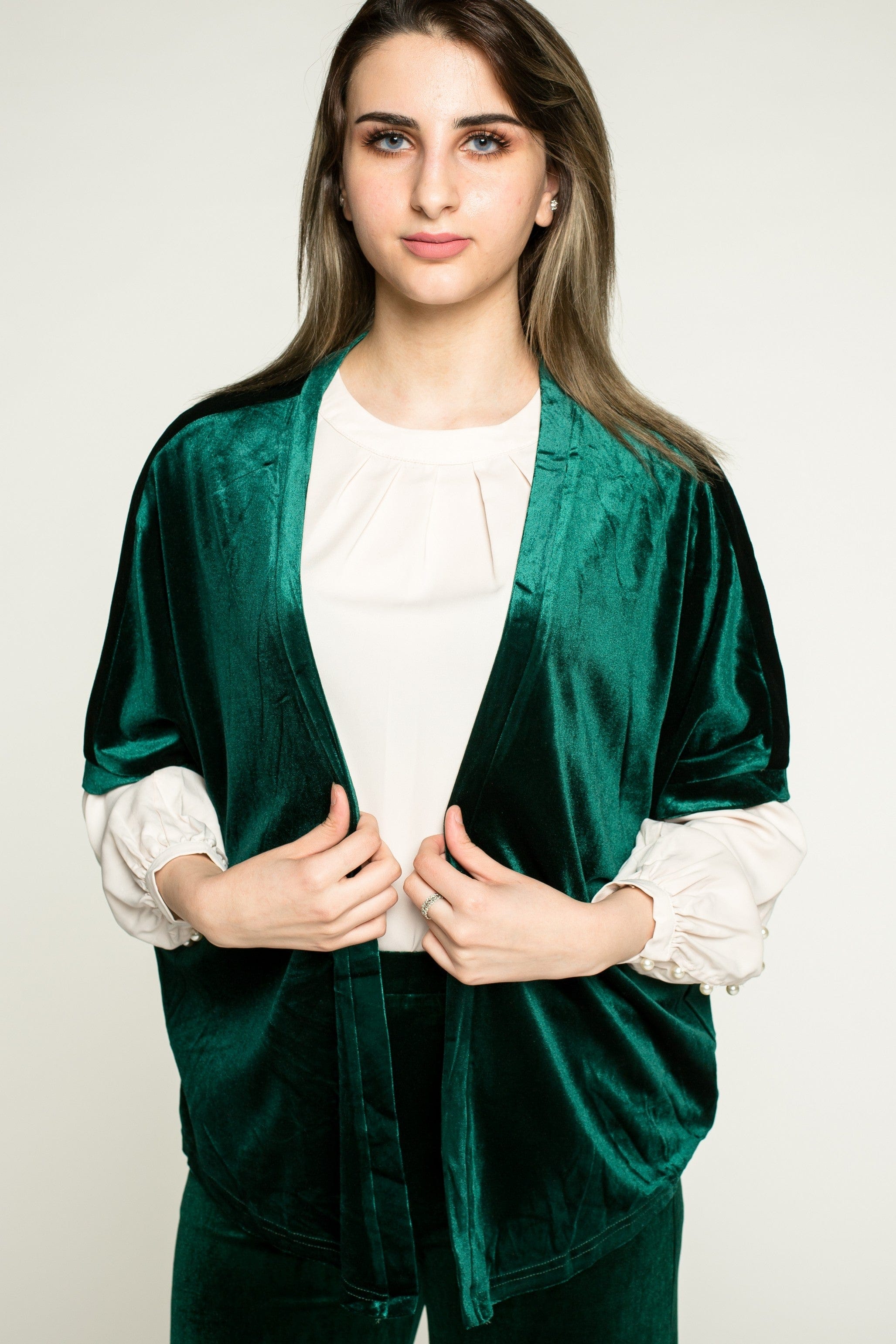 نتشي كارديجان سادة بأكمام قصيرة