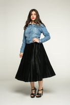 نتشي سترة جينز بأزرار أمامية بأكمام طويلة