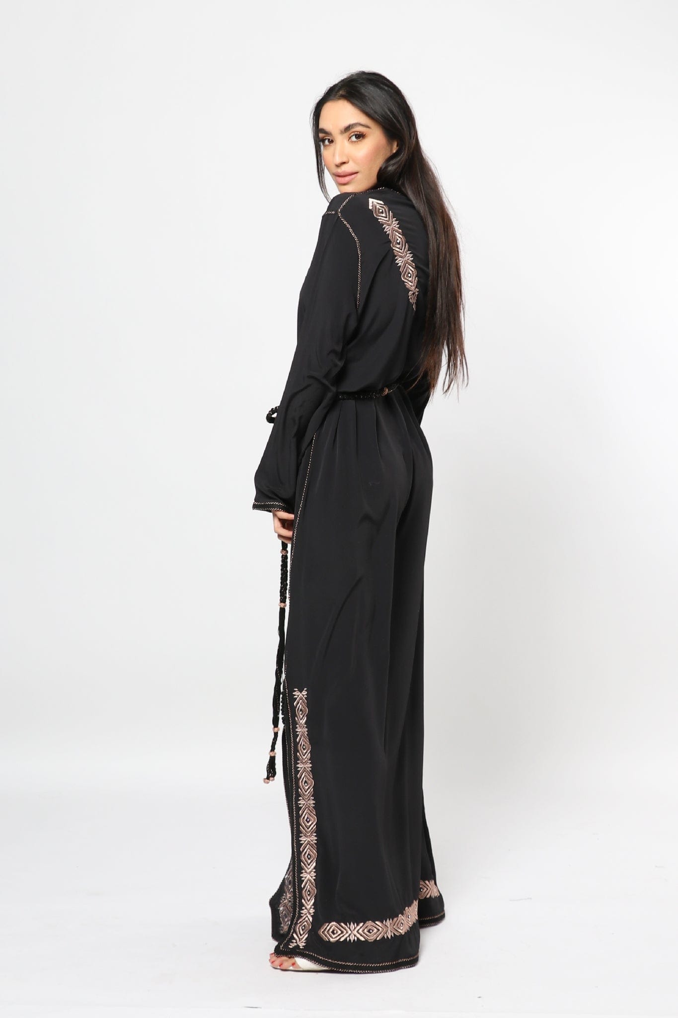 ديامانتين قفطان طويل بحزام على الخصر كم طويل