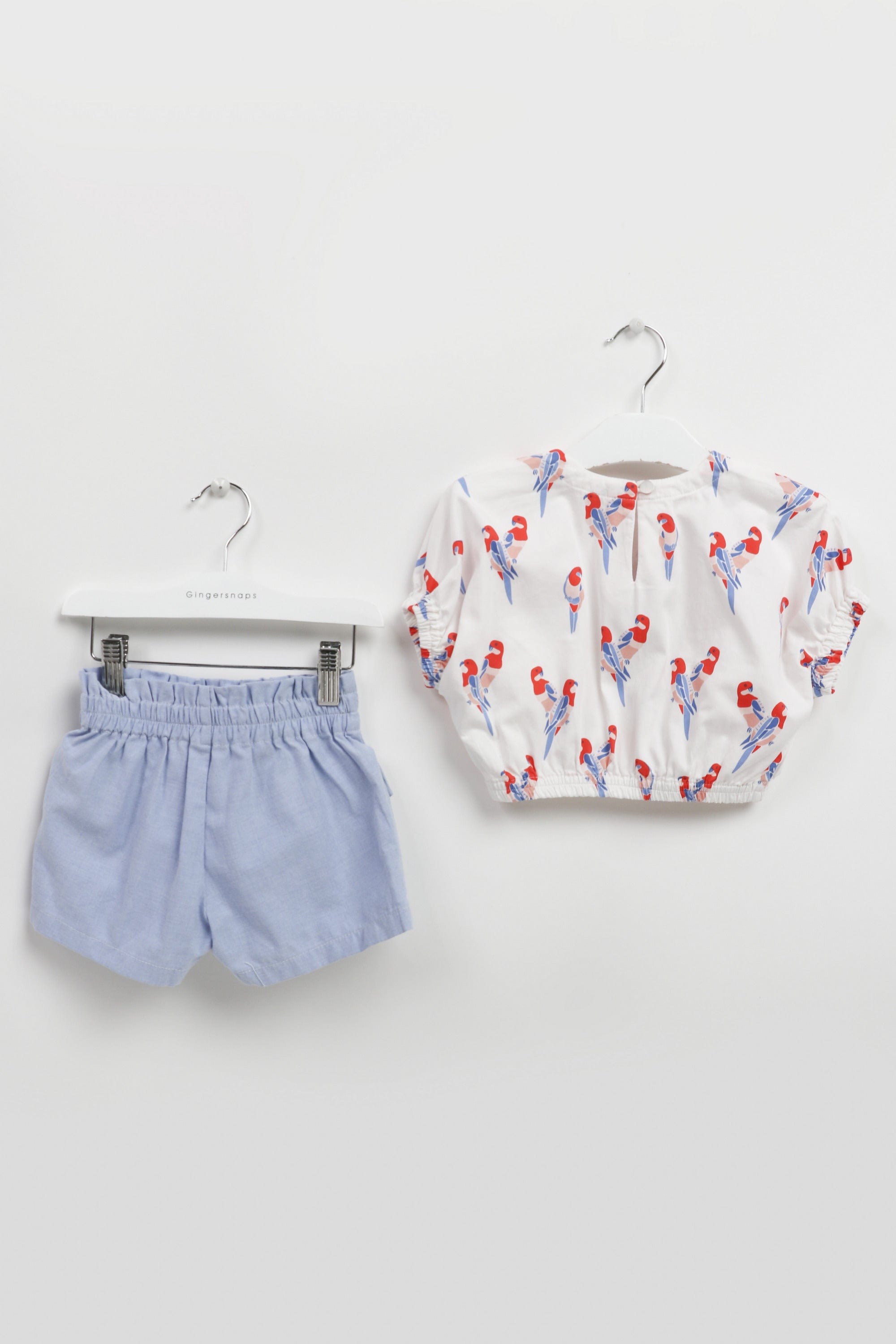 جينجرسنابس طقم بناتي بلوزة وشورت بنمط طيور للرضع أبيض