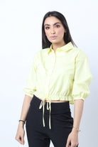 نتشي بلوزة برباط على الخصر بأزرار أمامية وياقة 3/4 كم نسائي