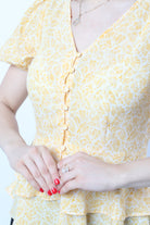 نتشي بلوزة كلاسيكية موردة بأزرار أمامية سبعة نسائي