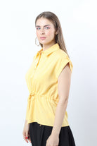 نتشي قميص برباط على الخصر وياقة كم قصير نسائي