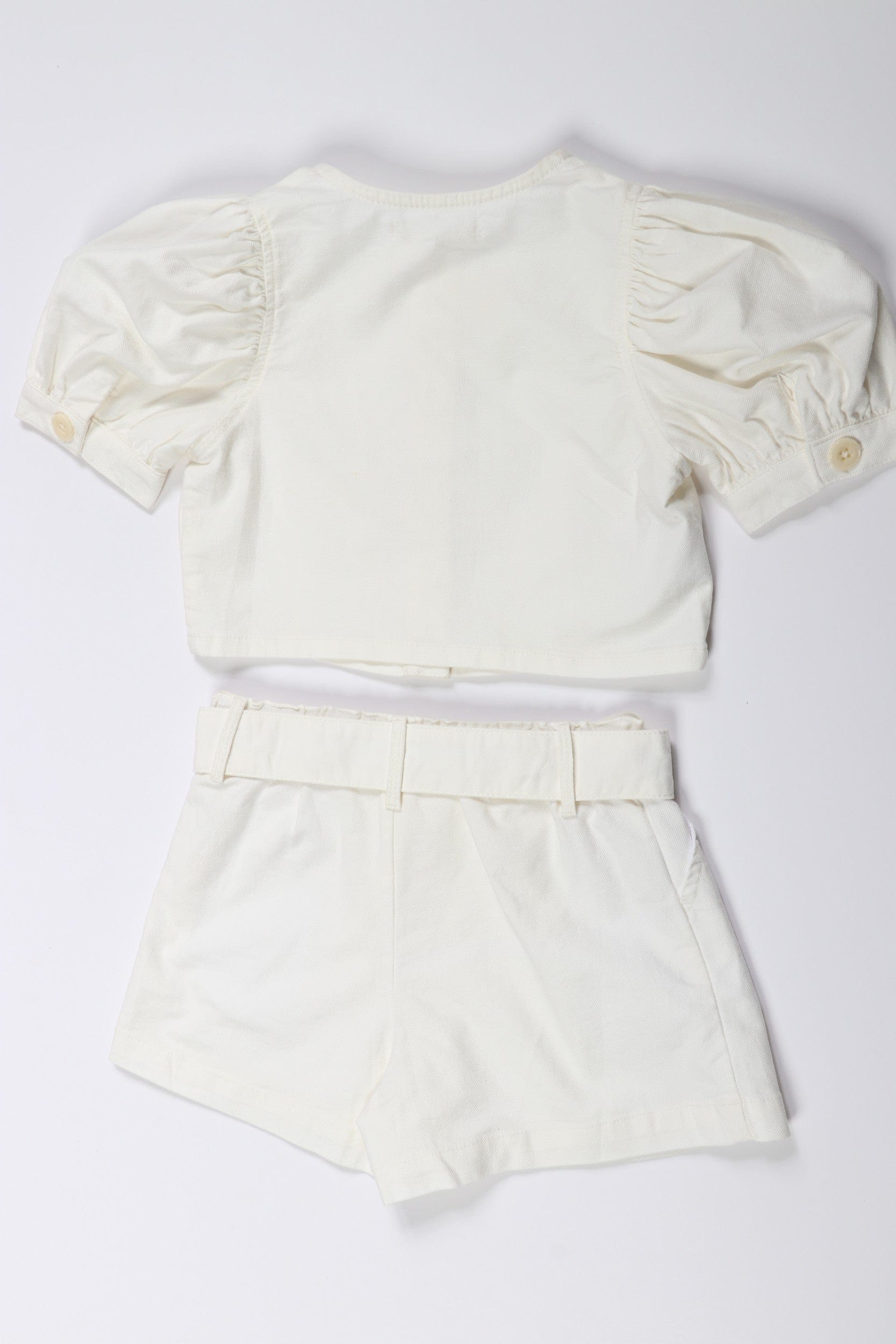 جينجرسنابس طقم شورت بناتي سادة وتيشيرت بأزرار أمامية أوف وايت