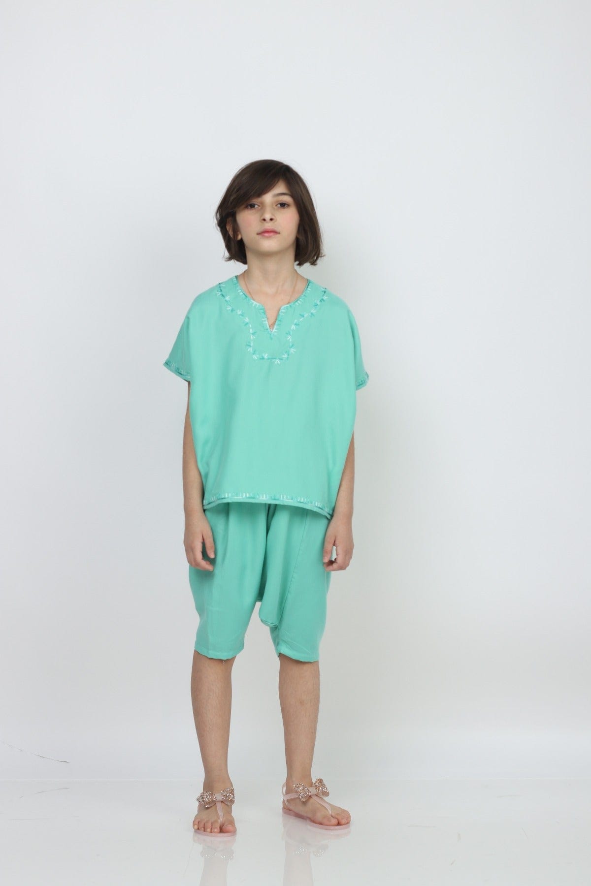 ديامانتين جبادور مطرز كم قصير بأكمام قصيرة