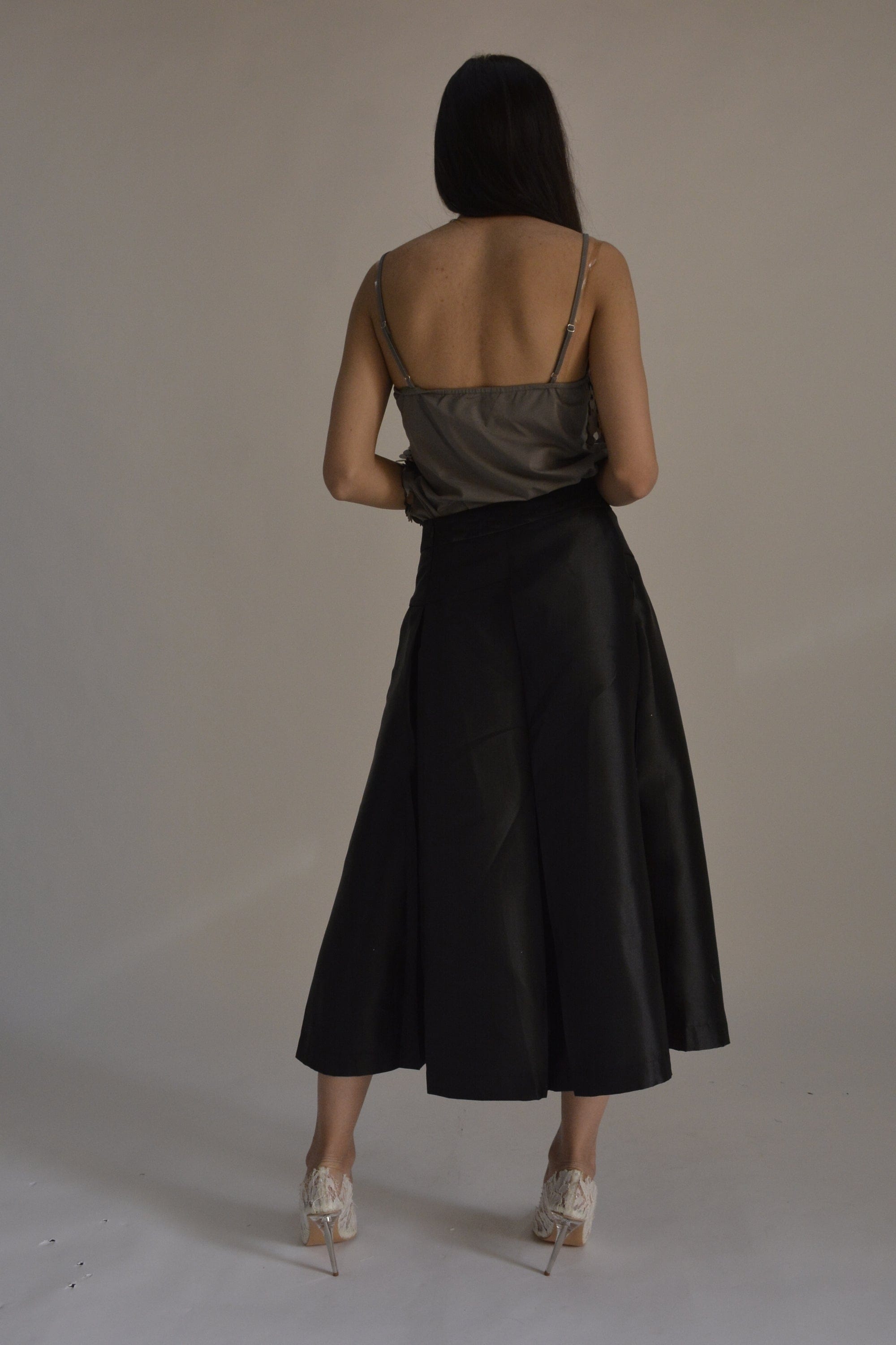 نتشي بلوزة حمالات سهرة ترتر نسائي