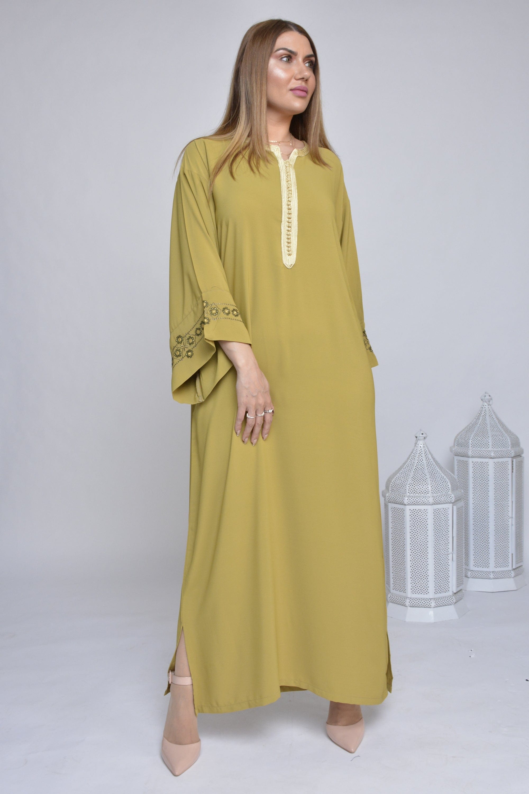 ديامانتين قفطان مطرزة ماكسي بأكمام طويلة