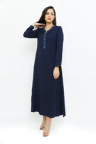 ديامانتين جلابية للنساء باكمام طويلة مزينة بتطريز على الصدر ونهاية الاكمام أزرق غامق