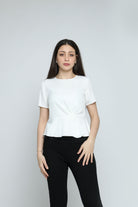 نتشي بلوزة سادة مخصرة نص كم مع كشكشة من الأسفل نسائي