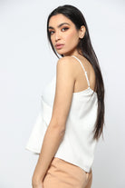 نتشي بلوزة حمالات سادة نسائي