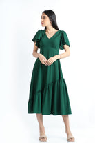 نتشي فستان ميدي سادة ناعم فتحة صدر شكل V بكم قصير