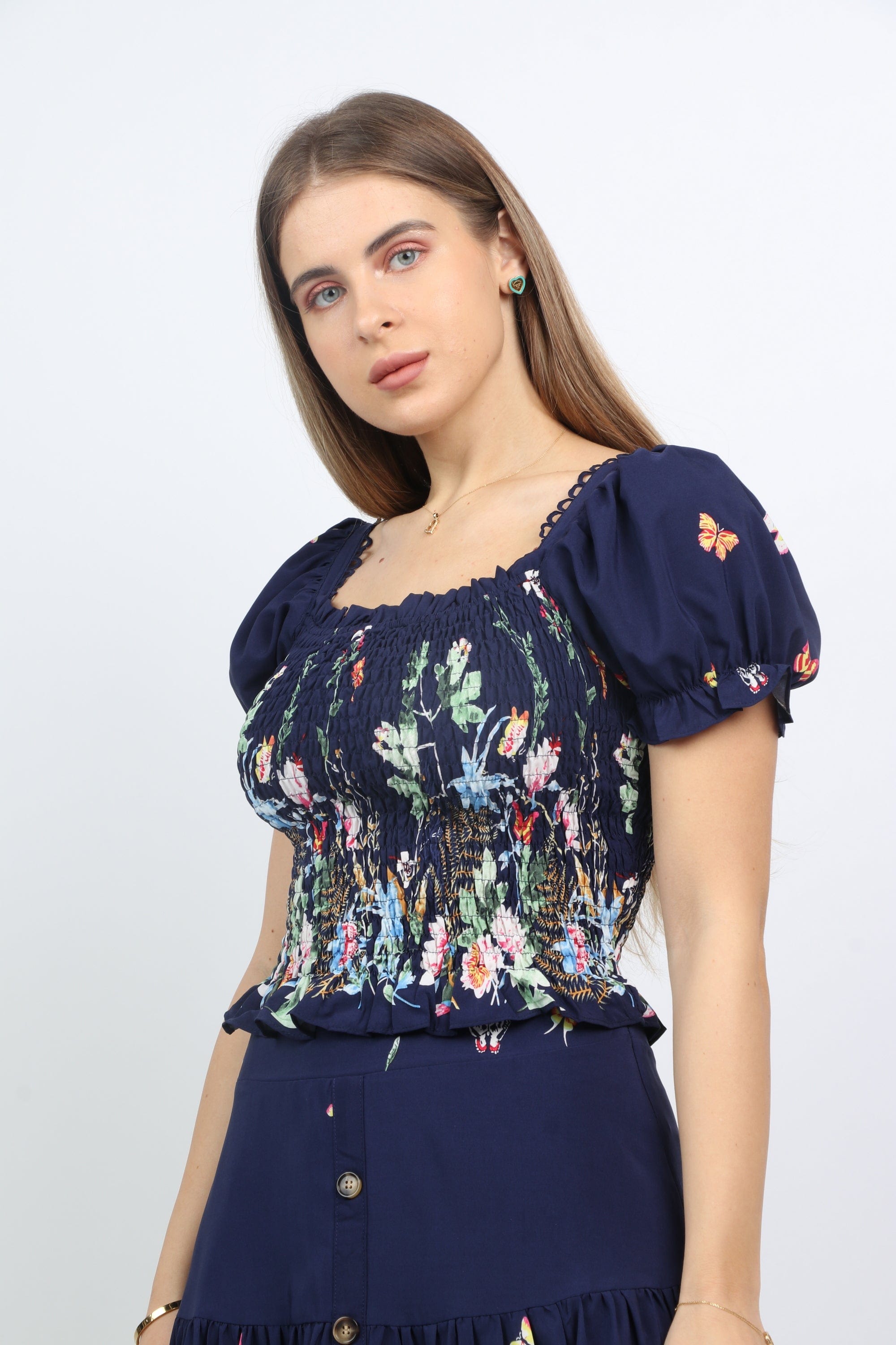 نتشي بلوزة مشجرة نص كم نسائية