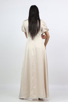 نتشي فستان طويل سادة ناعم مخصر كم قصير منفوخ