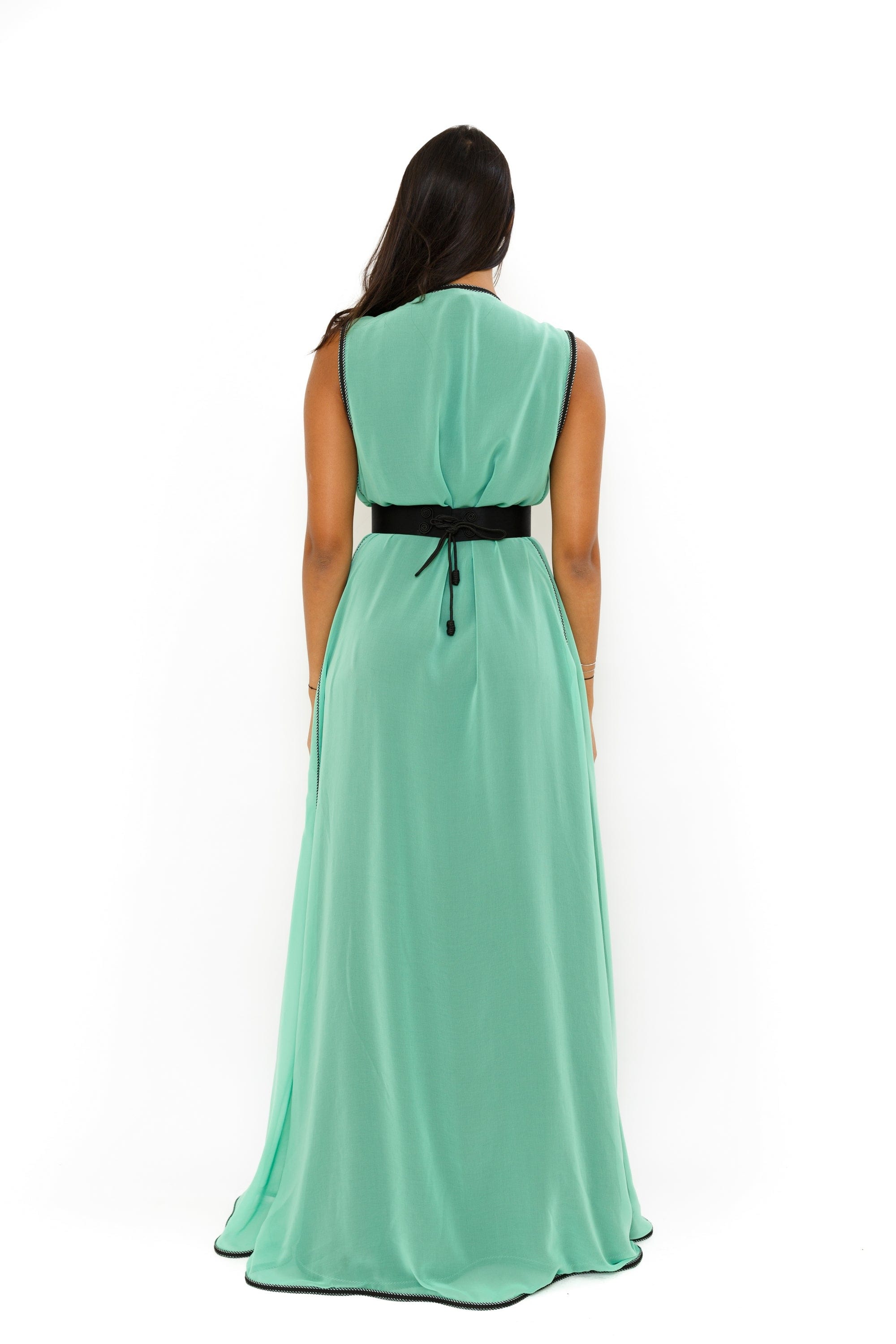 ديامانتين عباية مغربي بدون أكمام من الشيفون الناعم مزينة بتطريز على الصدر للأسفل أخضر