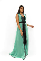 ديامانتين عباية مغربي بدون أكمام من الشيفون الناعم مزينة بتطريز على الصدر للأسفل أخضر