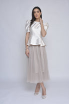 نتشي بلوزة ستان مخصرة كم قصير بف نسائي