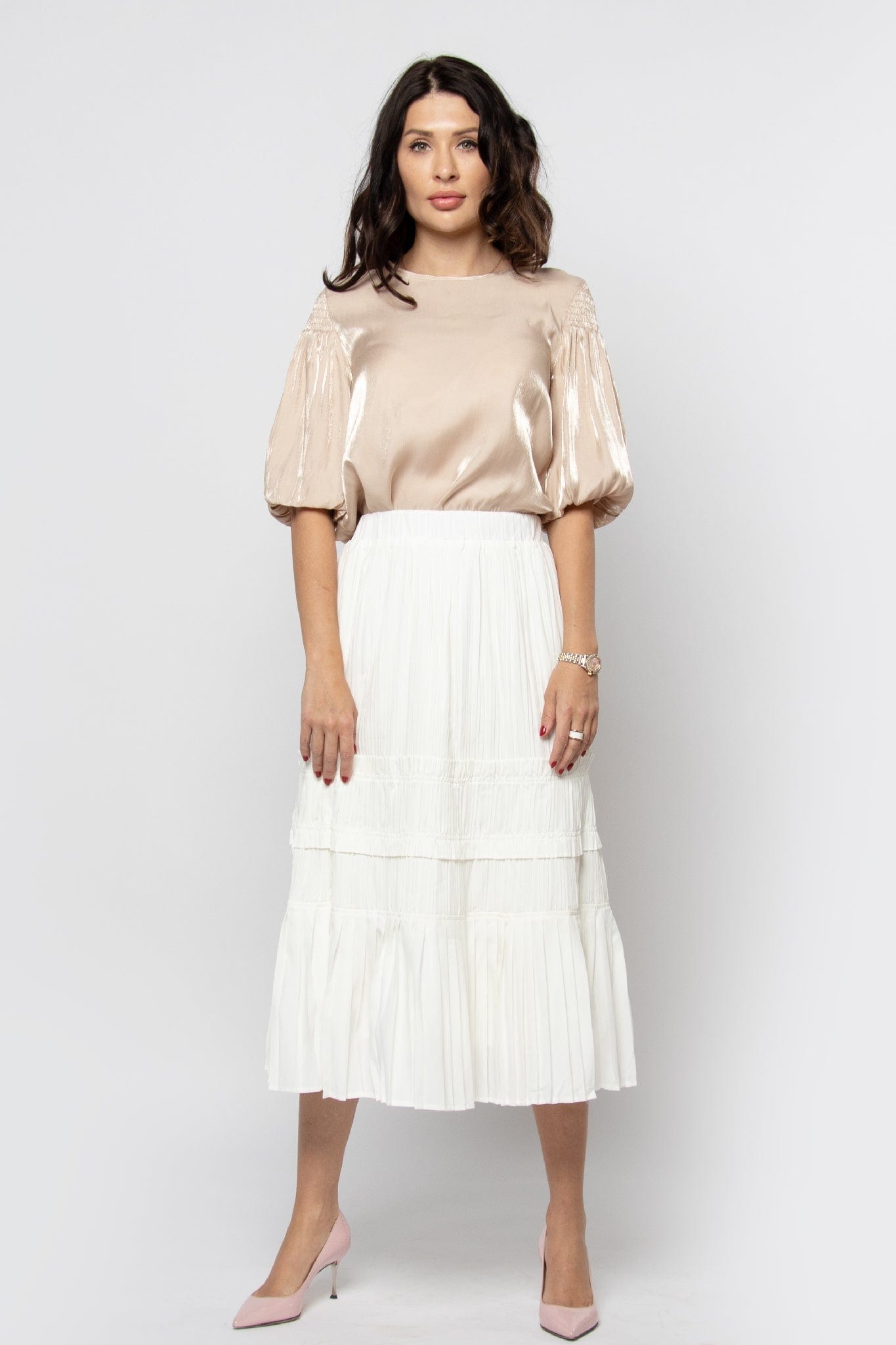 نتشي بلوزة سواريه نص كم منفوخ نسائي