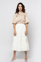 نتشي بلوزة سواريه نص كم منفوخ نسائي