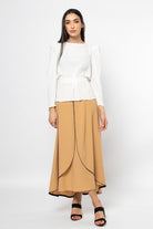 نتشي بلوزة رسمية بحزام على الخصر كم بف طويلة نسائي