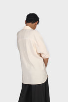 نتشي قميص طويل برباط على الخصر وياقة وأزرار أمامية نسائي