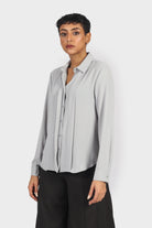 نتشي بلوزة رسمية بكسرات بكم طويل نسائي