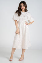 نتشي فستان ميدي كلاسيكي منقوش كم منفوش قصير