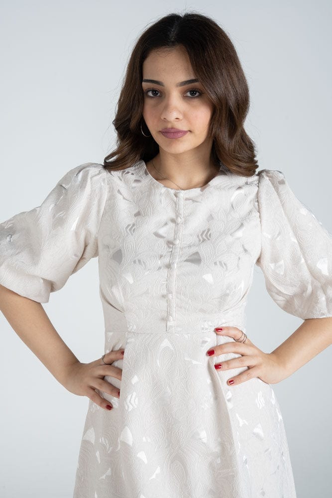 نتشي فستان ميدي كلاسيكي منقوش كم منفوش قصير