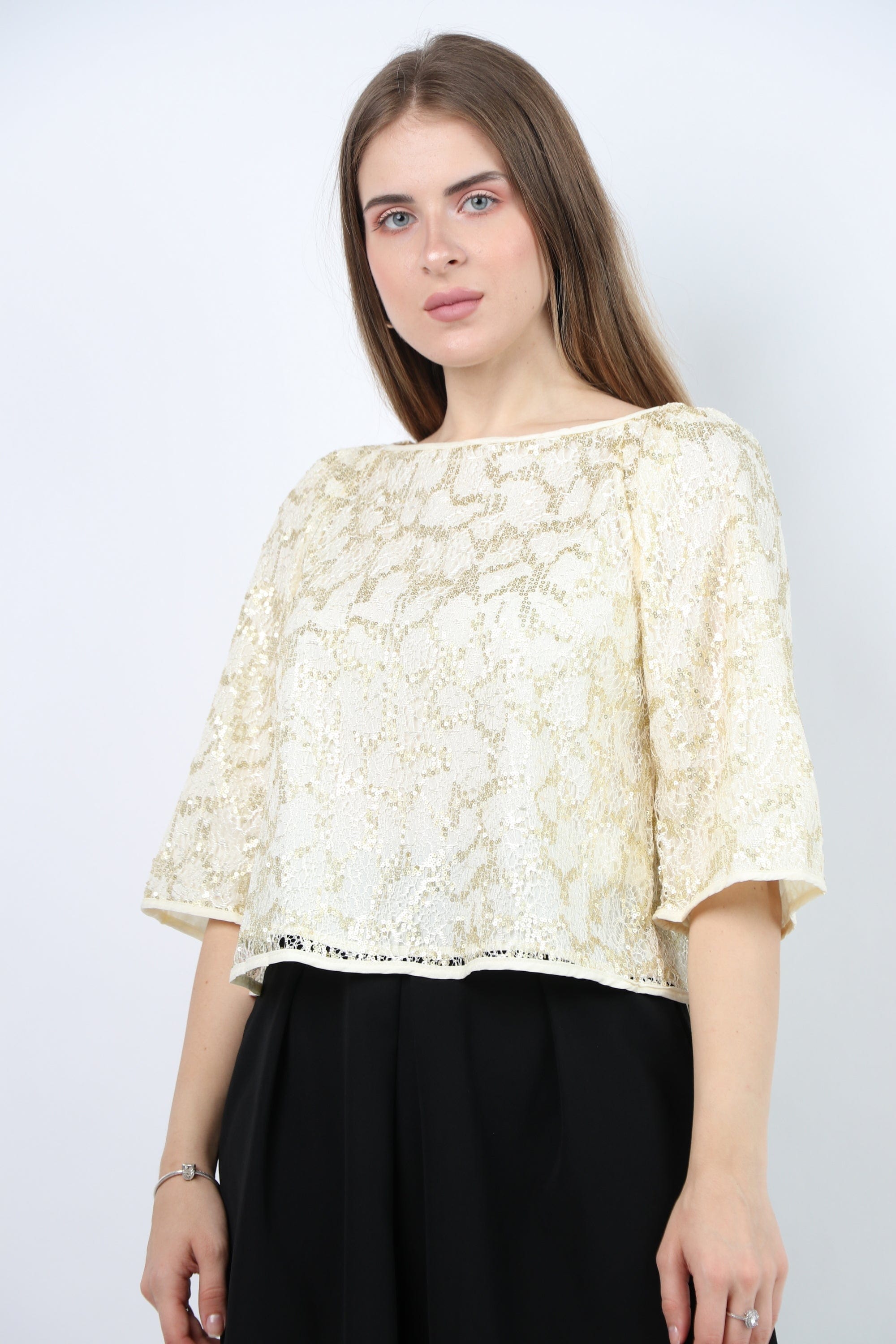 نتشي بلوزة رسمية كم قصير مزينة بدانتيل نسائي