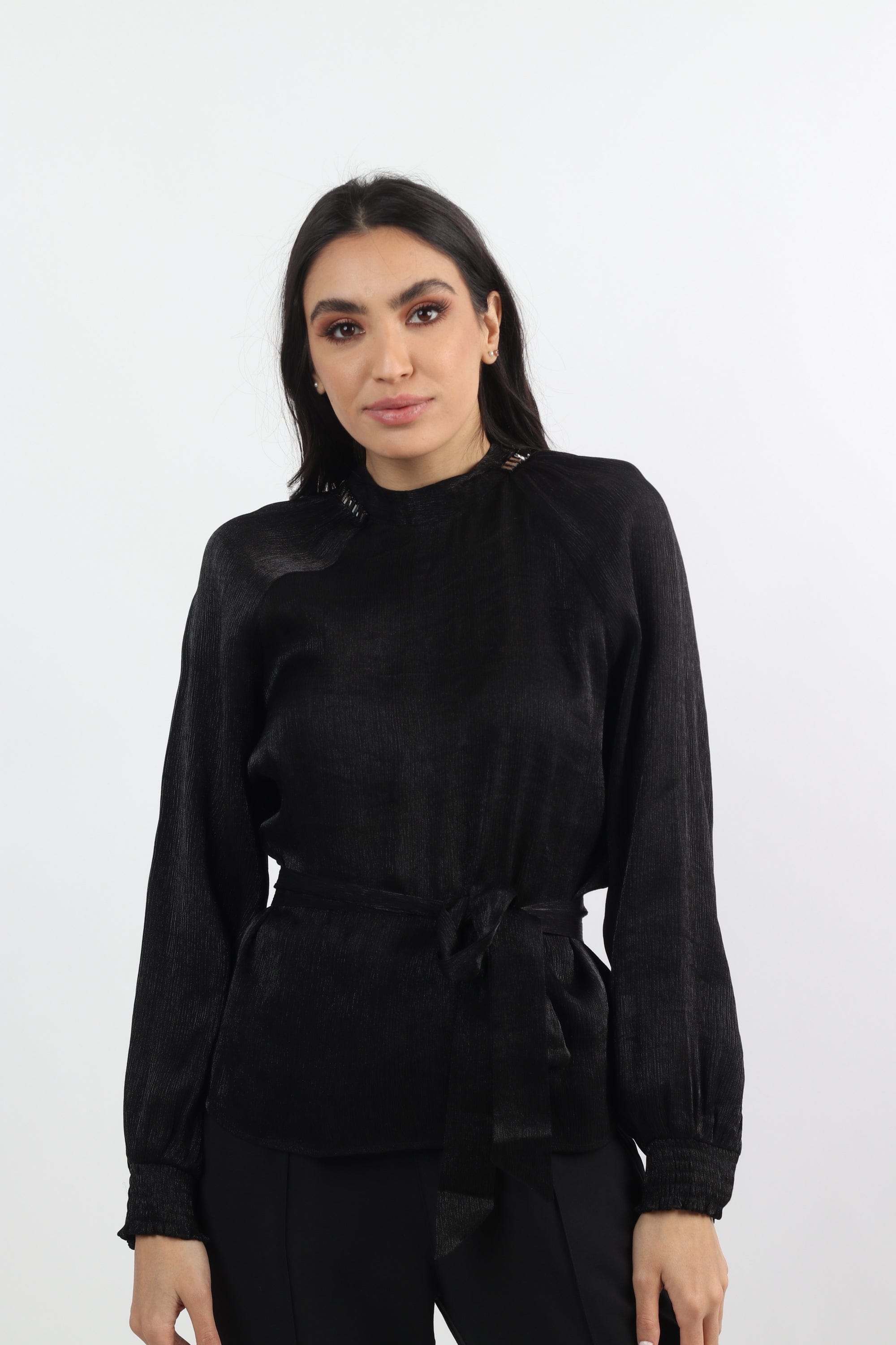 نتشي بلوزة سهرة برباط على الخصر كم طويل منفوخ نسائي