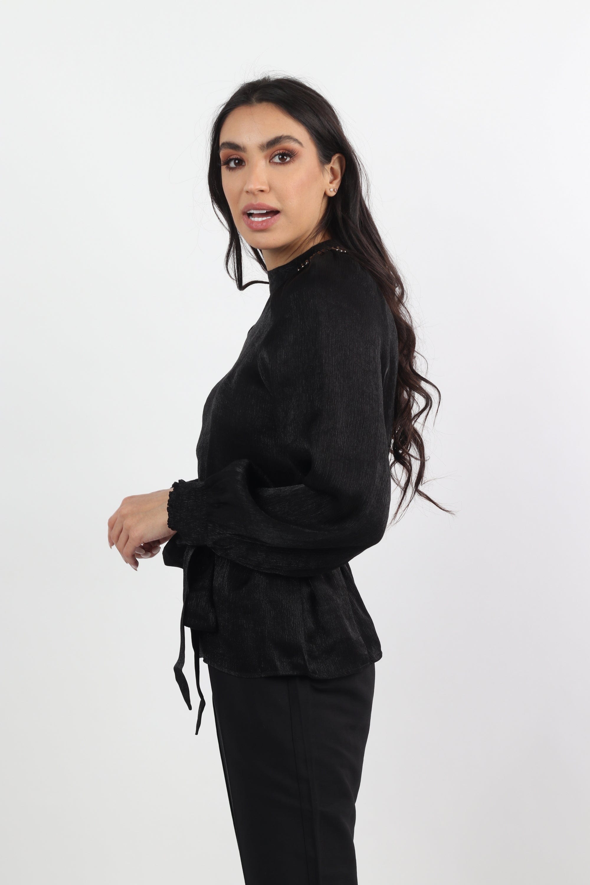 نتشي بلوزة سهرة برباط على الخصر كم طويل منفوخ نسائي