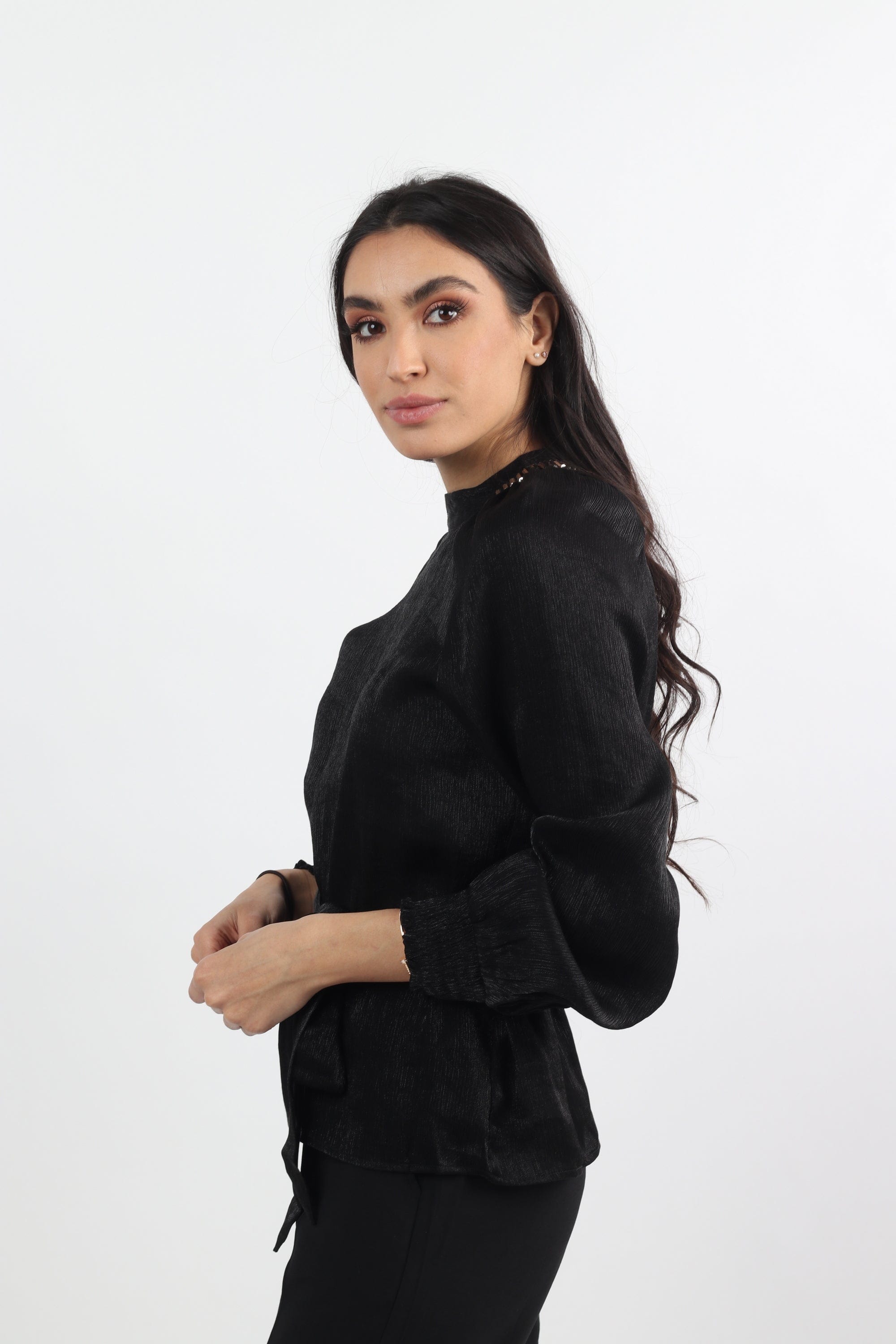 نتشي بلوزة سهرة برباط على الخصر كم طويل منفوخ نسائي