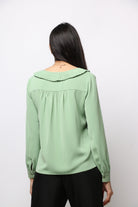 نتشي بلوزة رسمية رقبة مكشكشة كم طويل بأساور نسائي