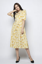 نتشي فستان ميدي سادة بكم قصير