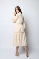 نتشي فستان ميدي زم منفوش بأكمام طويلة