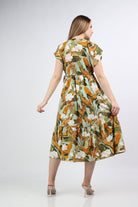 نتشي فستان ميدي مشجر واسع من تحت بكم قصير