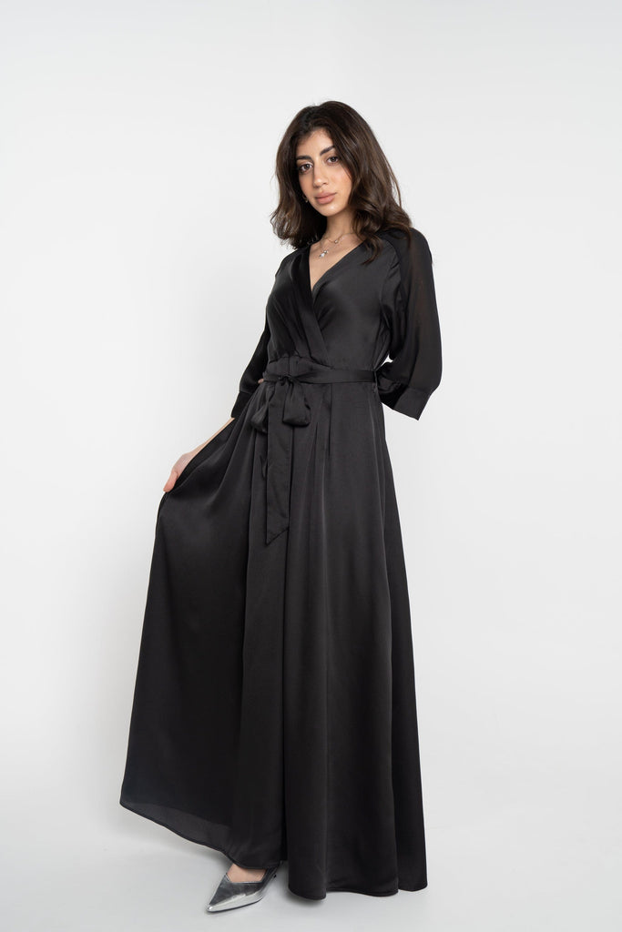 نتشي فستان سادة طويل برباط على الخصر وفتحة سبعة كم طويل نسائي أسود