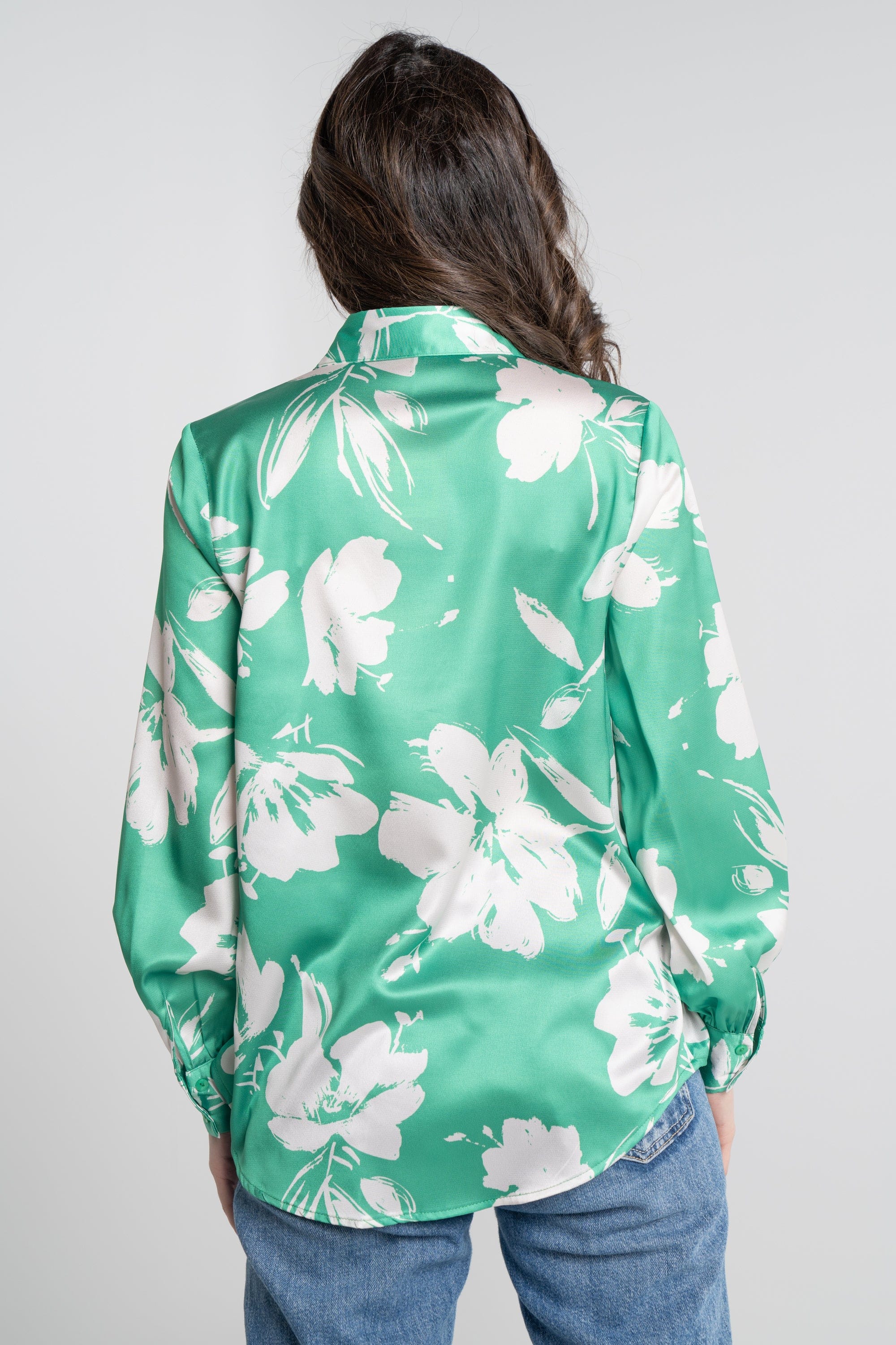 نتشي قميص مشجر بأزرار أمامية كم طويل بياقة نسائي