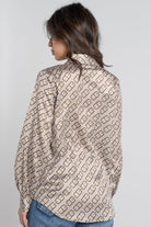 نتشي قميص منقوش بأزرار أمامية كم طويل وياقة نسائي