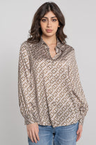 نتشي قميص منقوش بأزرار أمامية كم طويل وياقة نسائي