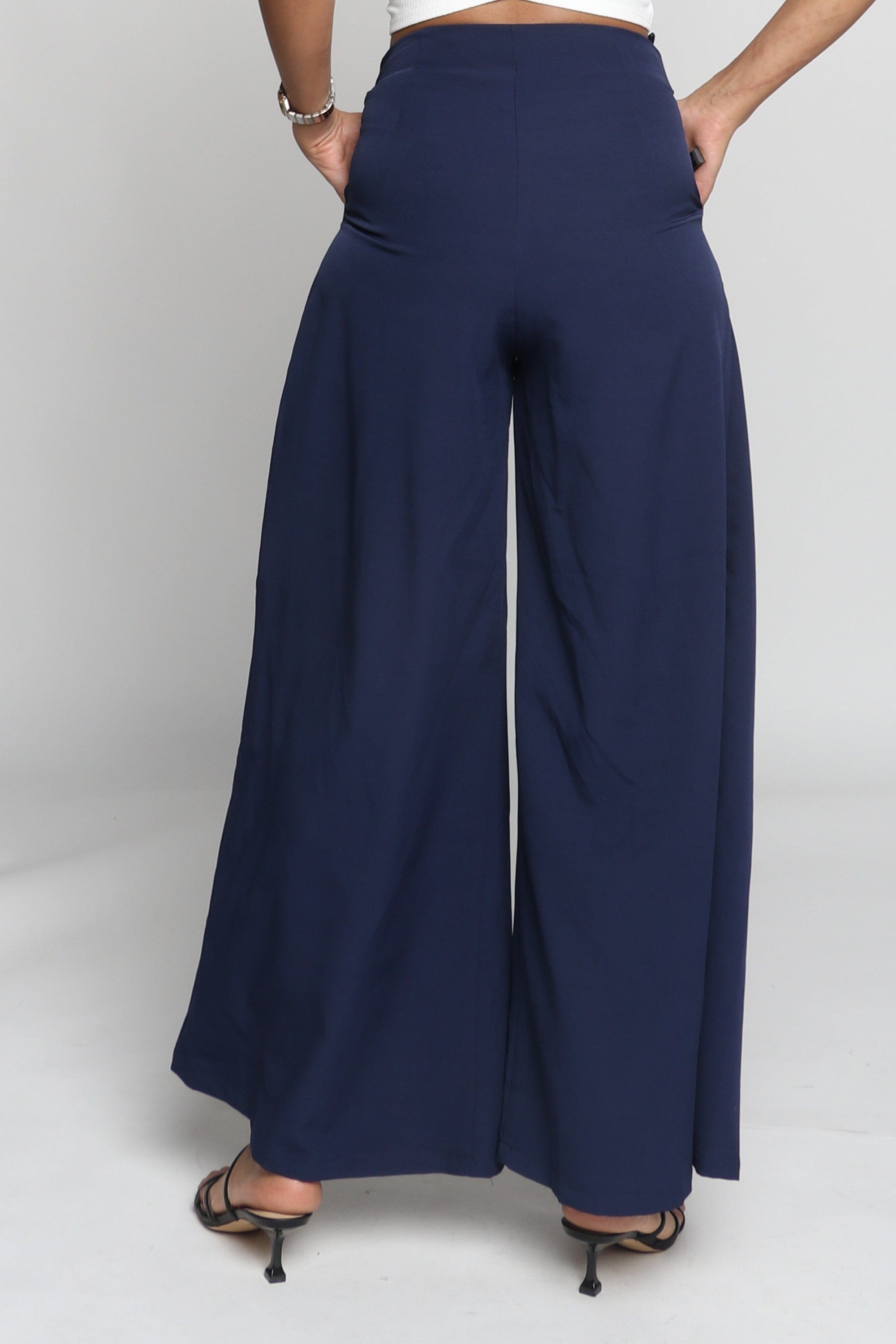 نتشي بنطلون سادة هاي ويست طويل واسع من أسفل نسائي